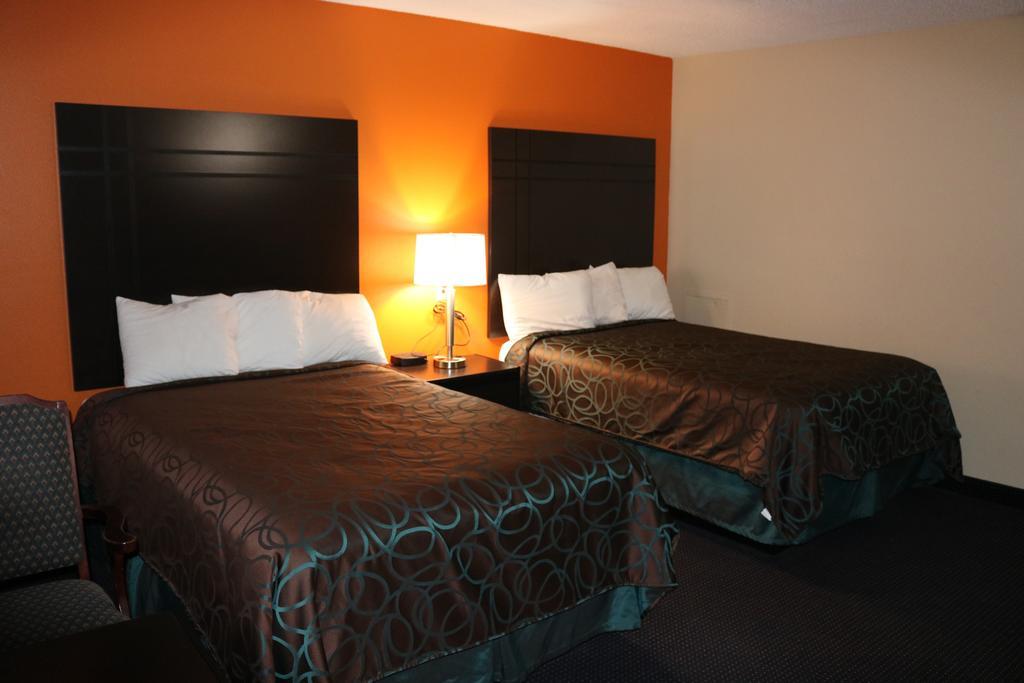 Americas Best Value Inn Giddings Exterior photo